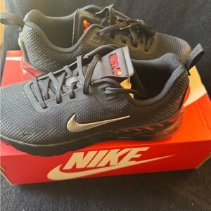 Nike Kids Airmax Phoenix
